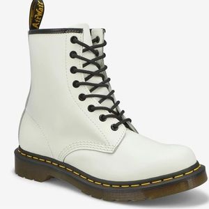 Dr. Martens Women’s 1460 White